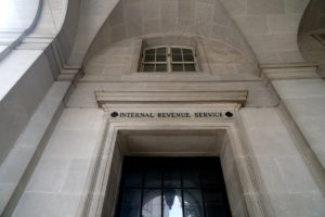 IRS delays keep money for millions of taxpayers - CBS New York
